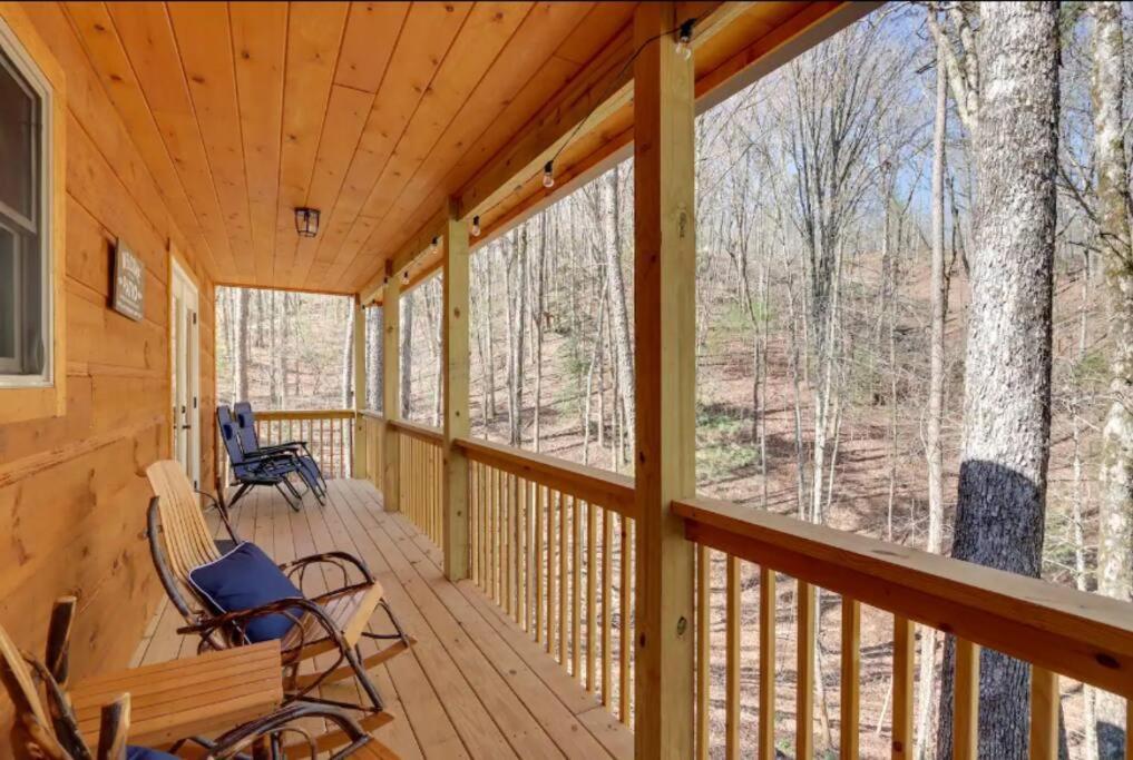 New Serene, Fun & Comfy Cabin- Covered Deck, Grill, Arcade Murphy Esterno foto