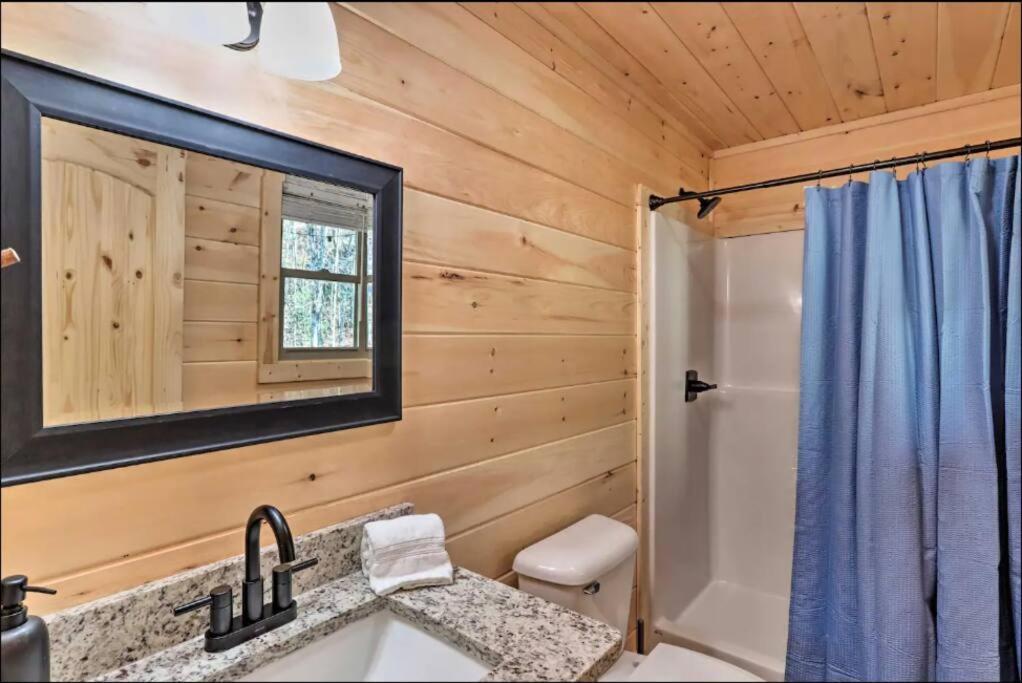 New Serene, Fun & Comfy Cabin- Covered Deck, Grill, Arcade Murphy Esterno foto