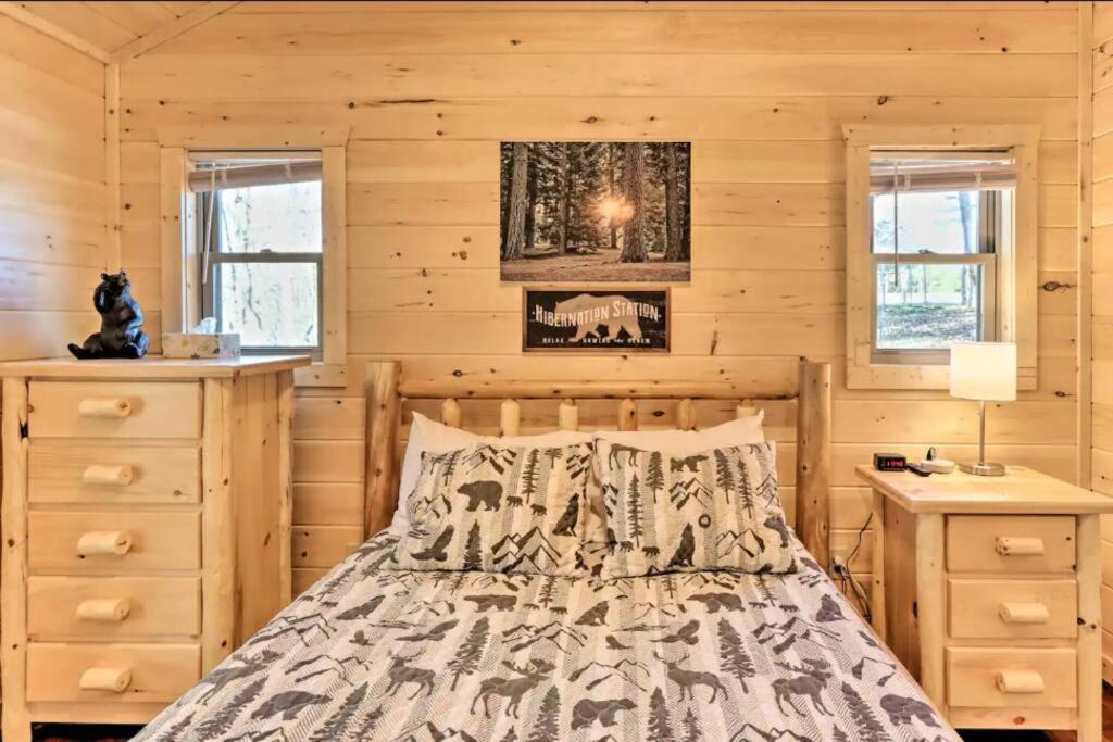 New Serene, Fun & Comfy Cabin- Covered Deck, Grill, Arcade Murphy Esterno foto